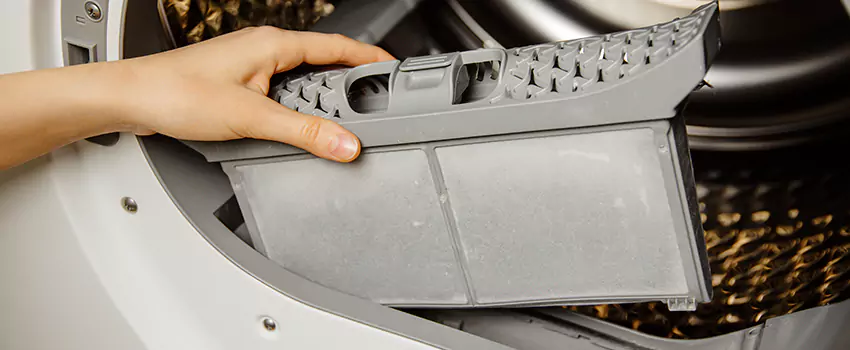 Signs Of A Clogged Dryer Lint Trap in Yorkville, Illinois